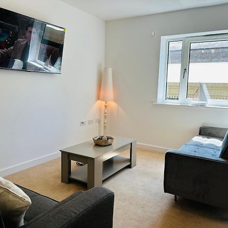 Modern Apartment Broad Gauge Way - Ideal For Work And Leisure Wolverhampton Exterior photo