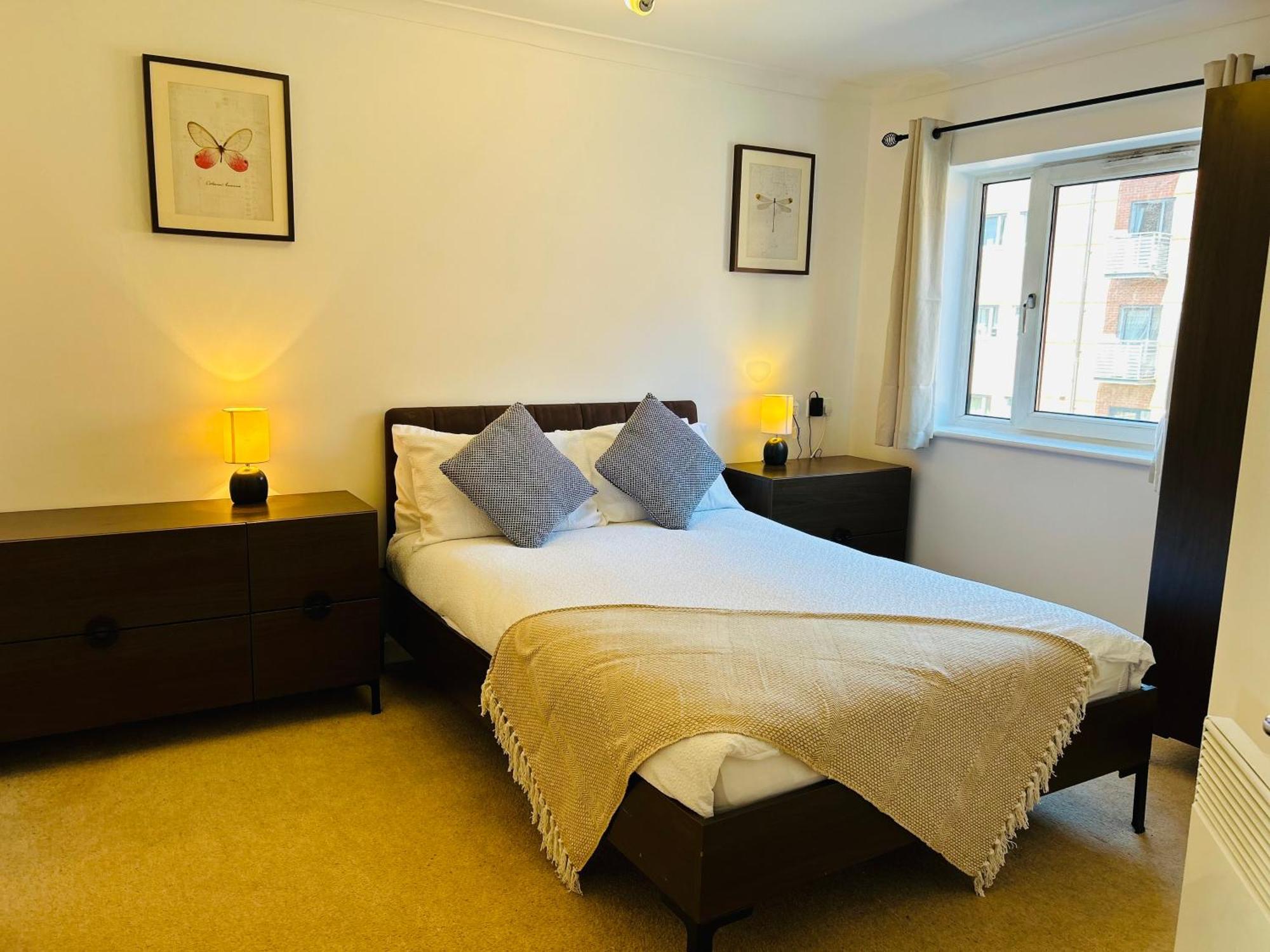 Modern Apartment Broad Gauge Way - Ideal For Work And Leisure Wolverhampton Exterior photo