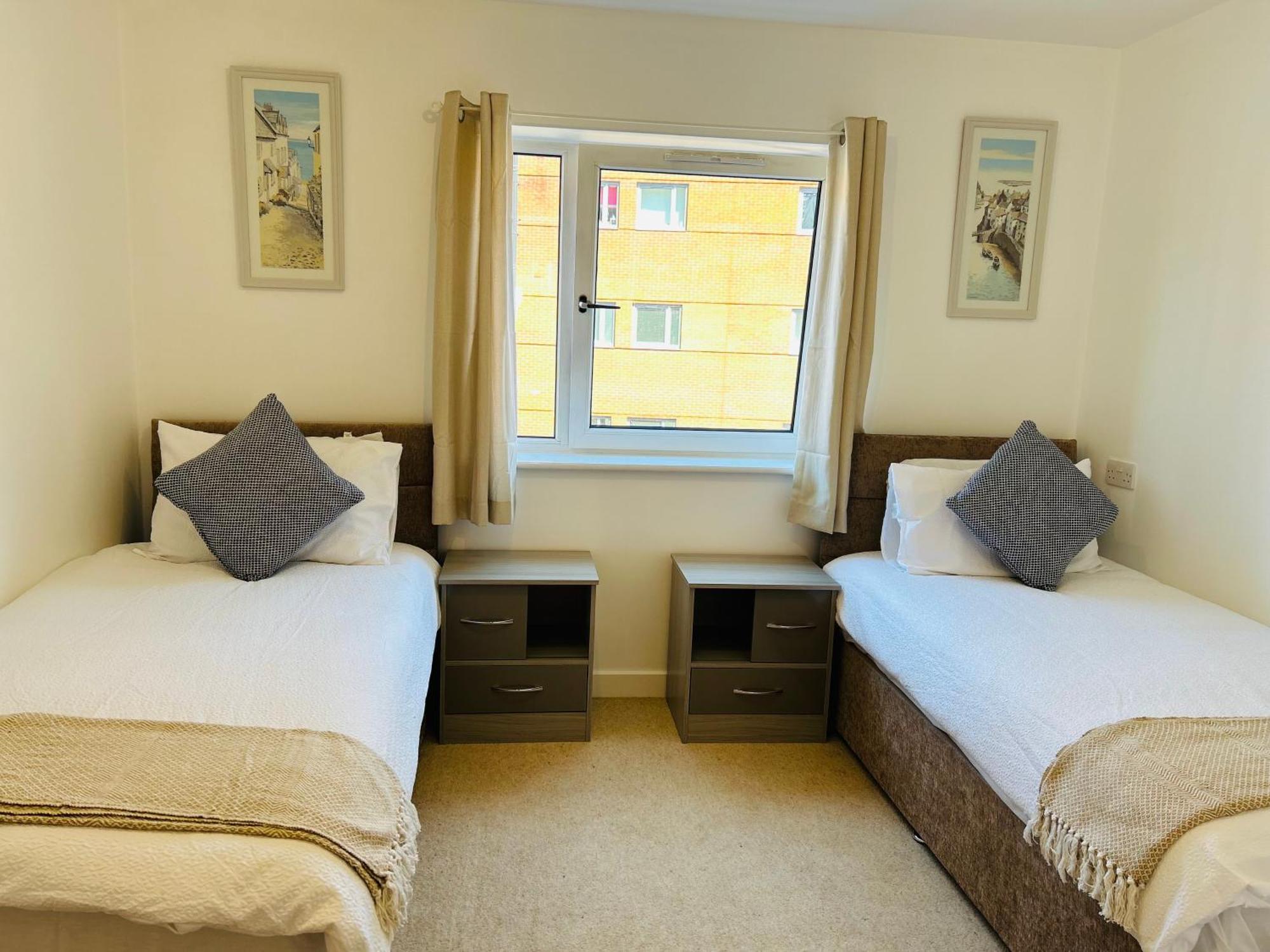 Modern Apartment Broad Gauge Way - Ideal For Work And Leisure Wolverhampton Exterior photo